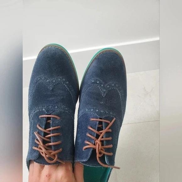 Cole Haan Women's Oxford suede blue - Picture 8 of 8